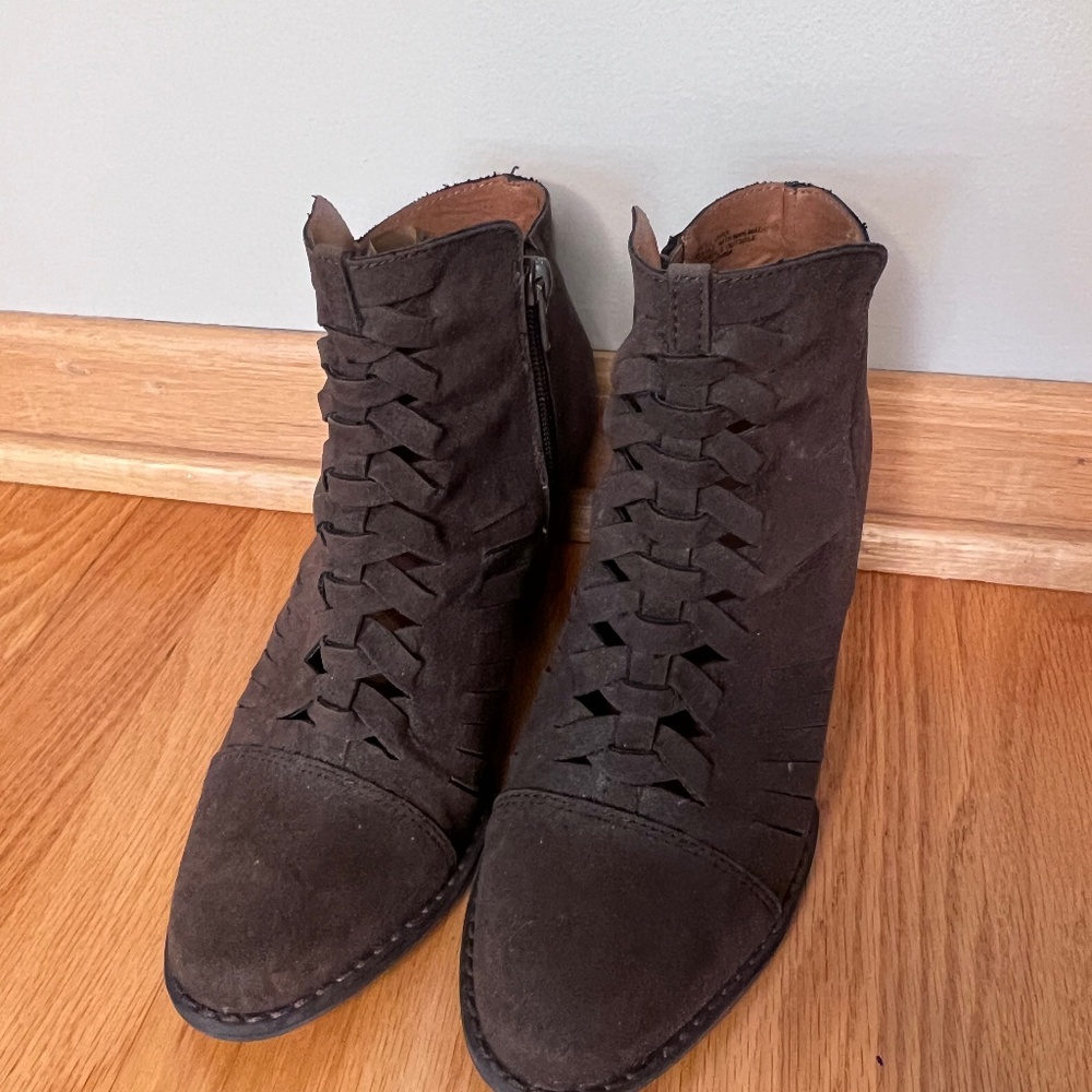Brown Ankle Bootie size 8